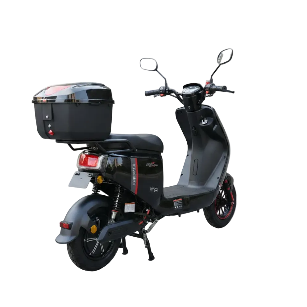 Scooter électrique F6-Pro noir 48V 500W à batterie longue autonomie et frein hydraulique porte bagages vue arrière de coté droit